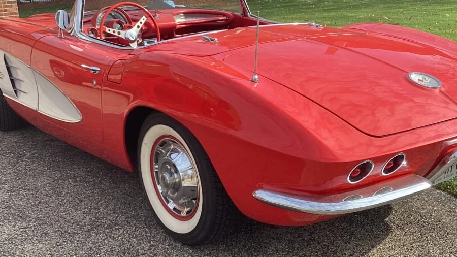 1961 Chevrolet Corvette C1 - Image 6 of 14