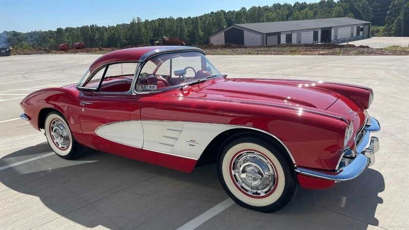1961 Chevrolet Corvette C1 - Image 17 of 31