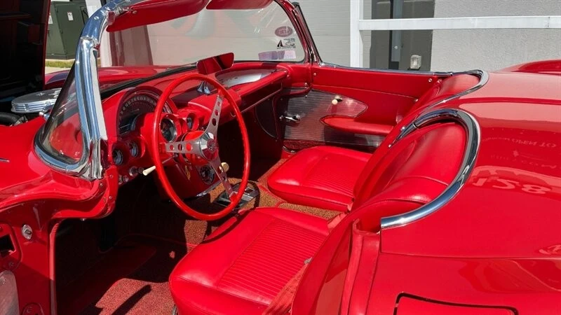 1961 Chevrolet Corvette C1 - Image 6 of 31
