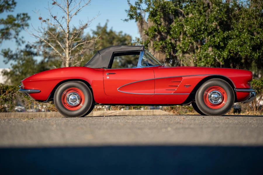 1961 Chevrolet Corvette C1 - Image 9 of 29