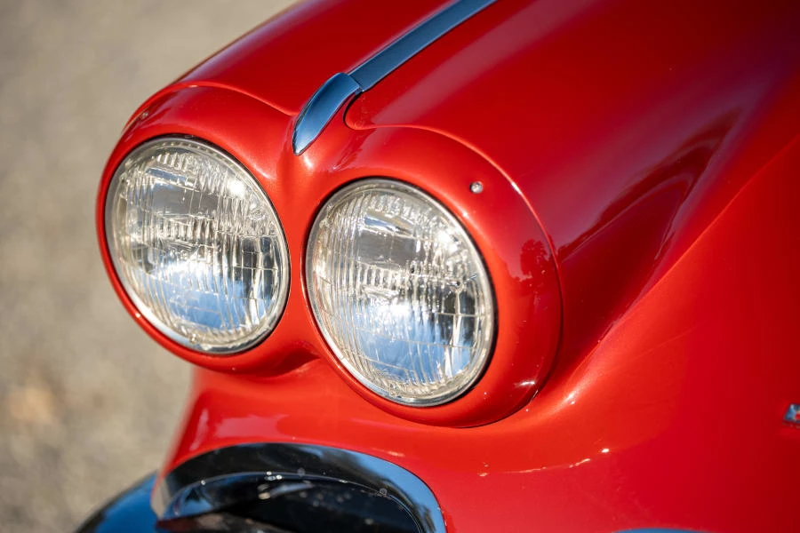 1961 Chevrolet Corvette C1 - Image 14 of 29