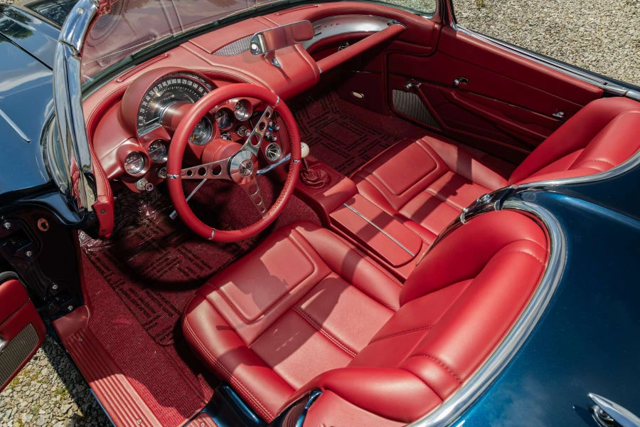 1961 Chevrolet Corvette C1 - Image 17 of 31