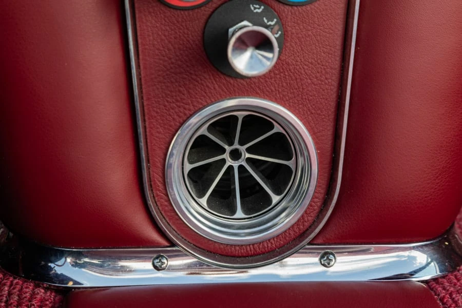 1961 Chevrolet Corvette C1 - Image 29 of 31