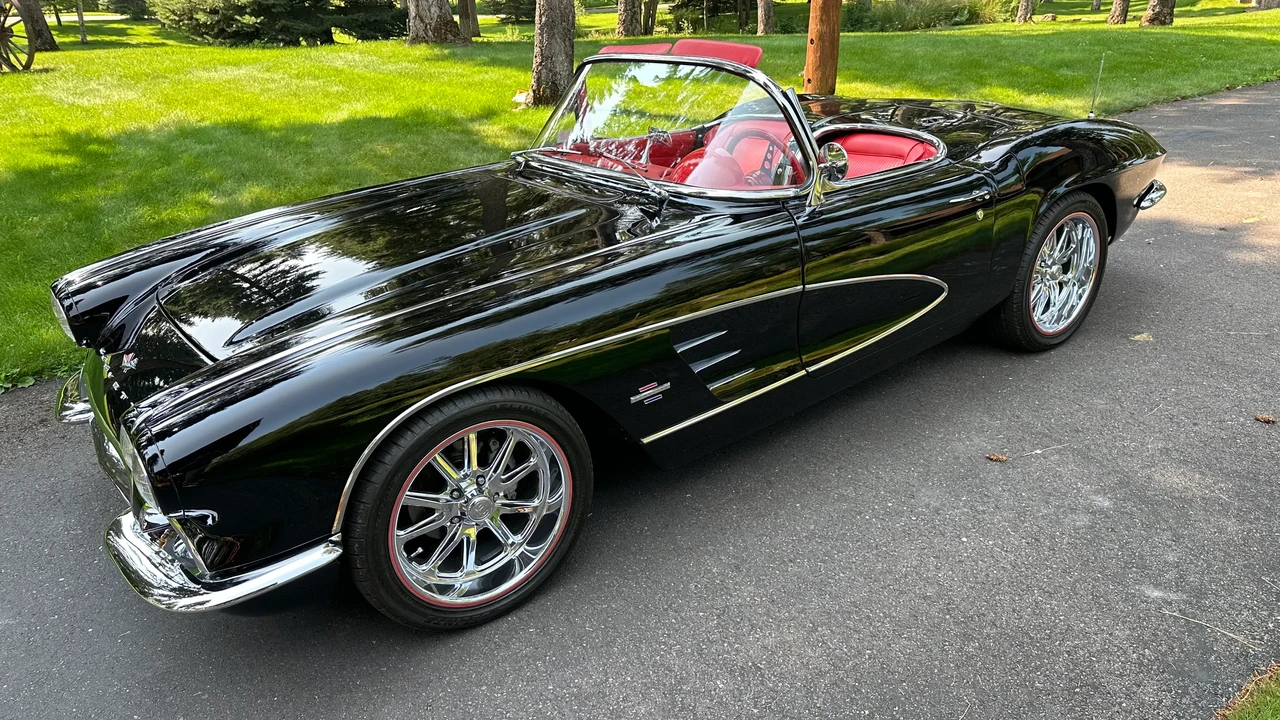 1961 Chevrolet Corvette C1 - Image 6 of 31