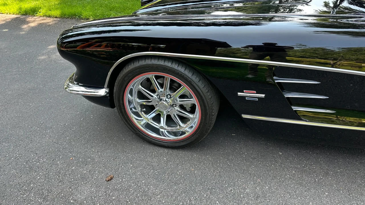 1961 Chevrolet Corvette C1 - Image 27 of 31