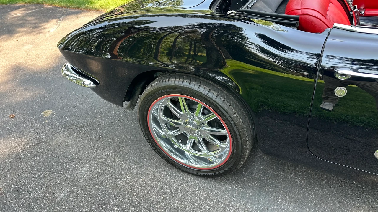 1961 Chevrolet Corvette C1 - Image 25 of 31