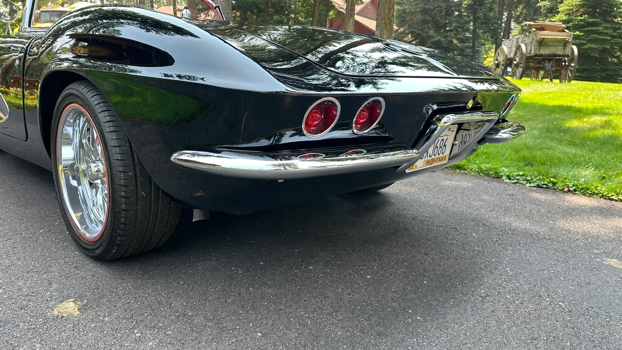 1961 Chevrolet Corvette C1 - Image 31 of 31