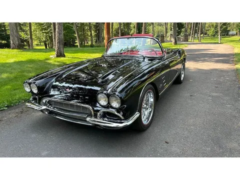 1961 Chevrolet Corvette Convertible 270/283