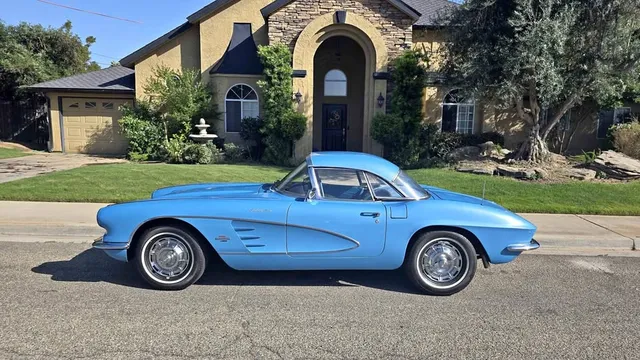 1961 Chevrolet Corvette Convertible