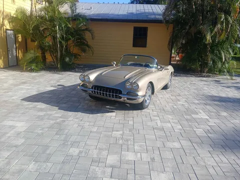 1961 Chevrolet Corvette C1 - Image 2 of 5