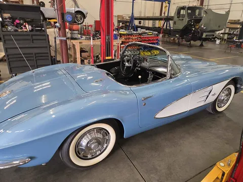1961 Chevrolet Corvette C1 - Image 2 of 8