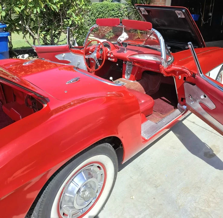 1961 Chevrolet Corvette C1 - Image 7 of 19