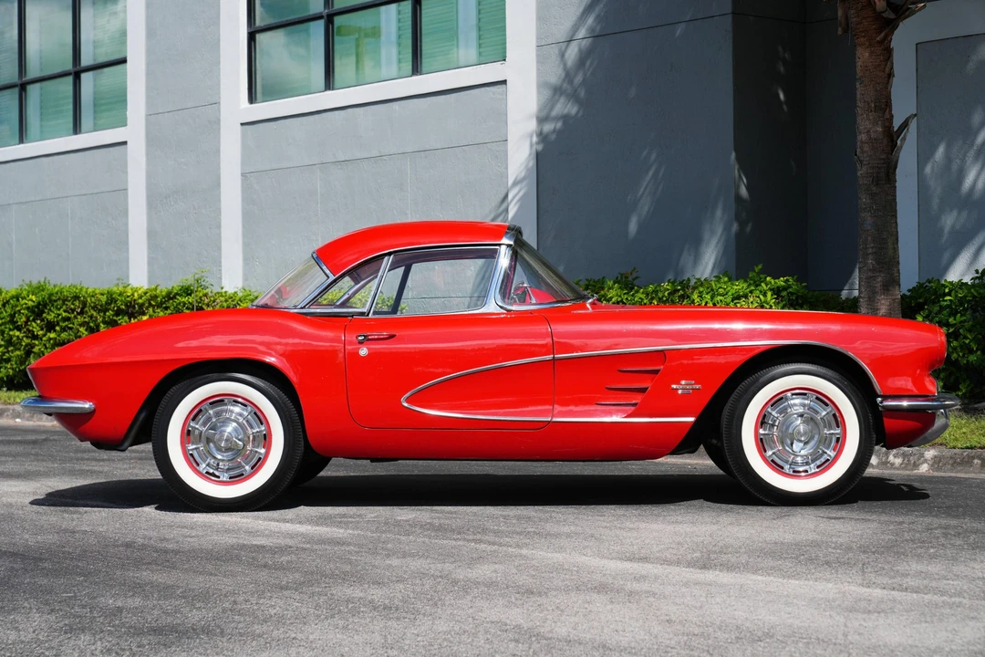 1961 Chevrolet Corvette C1 - Image 19 of 31