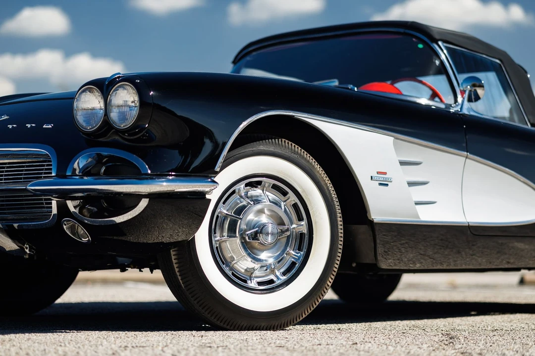 1961 Chevrolet Corvette C1 - Image 5 of 12