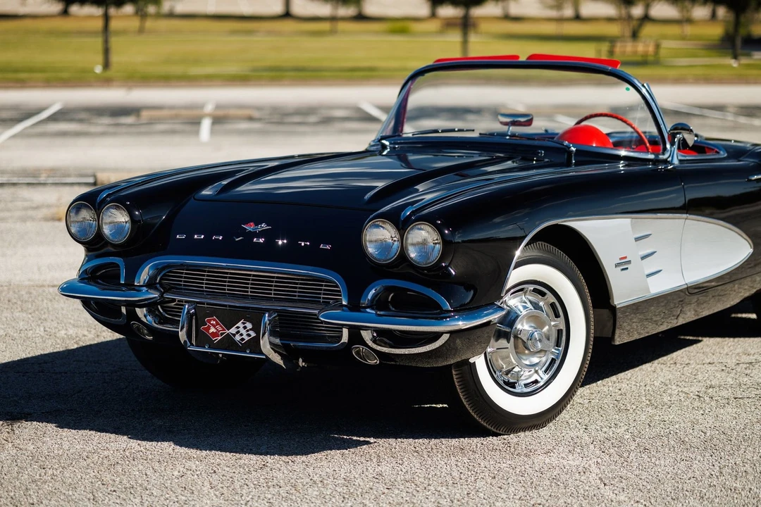 1961 Chevrolet Corvette C1 - Image 15 of 21