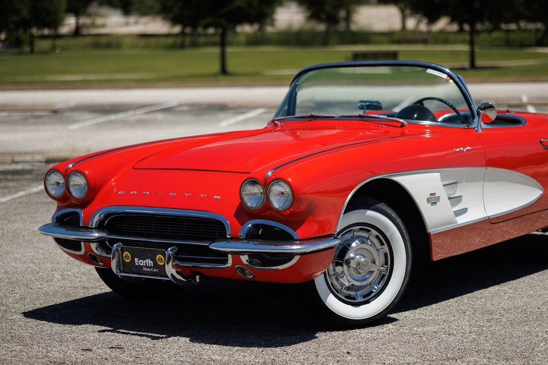 1961 Chevrolet Corvette C1 - Image 16 of 31
