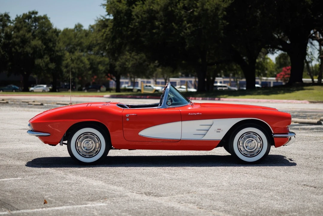 1961 Chevrolet Corvette C1 - Image 17 of 21