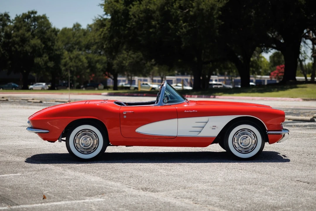 1961 Chevrolet Corvette C1 - Image 17 of 21