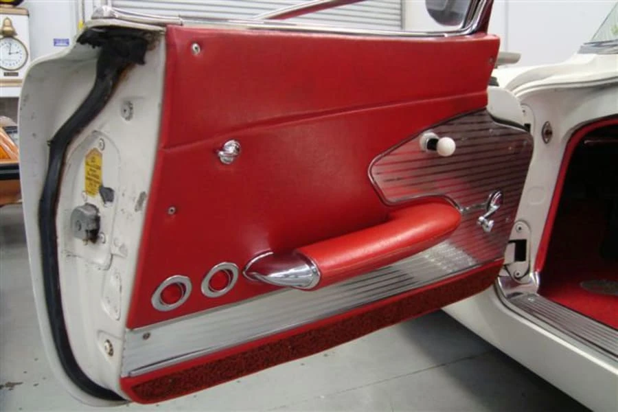 1961 Chevrolet Corvette C1 - Image 3 of 9