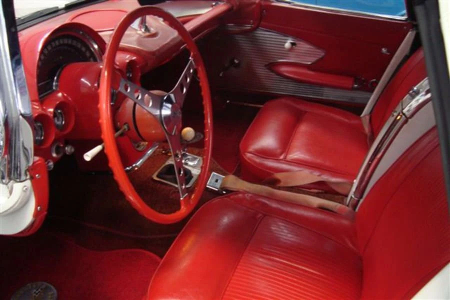 1961 Chevrolet Corvette C1 - Image 4 of 9