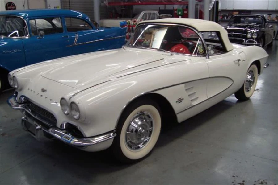 1961 Chevrolet Corvette C1 - Image 9 of 9