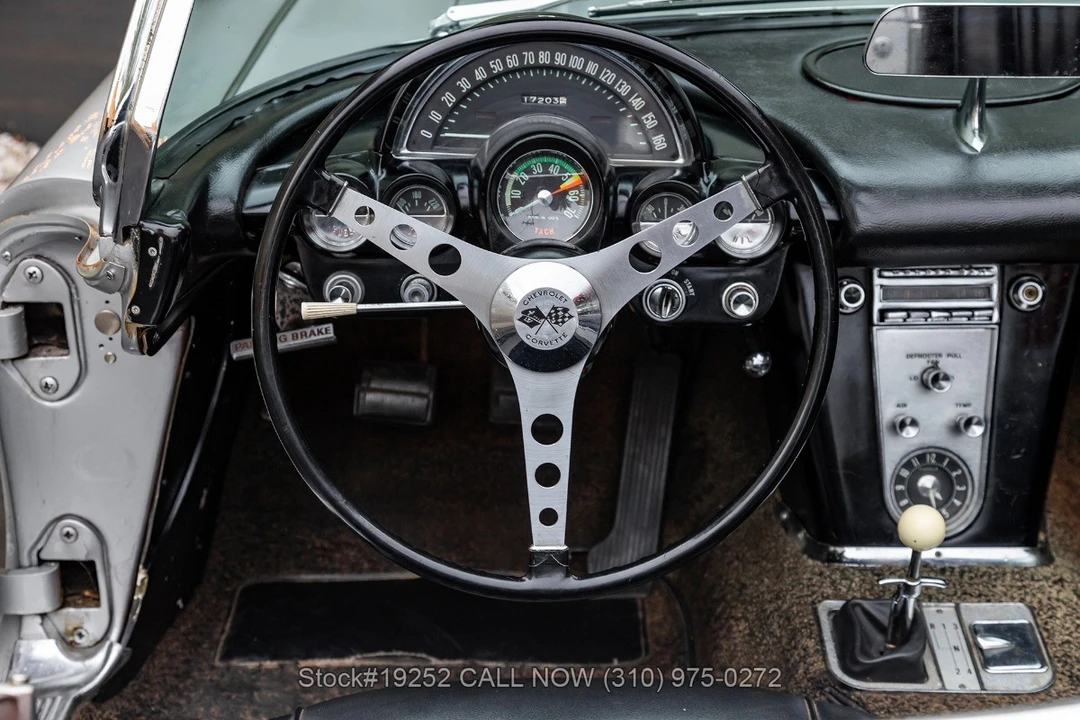 1961 Chevrolet Corvette C1 - Image 30 of 31