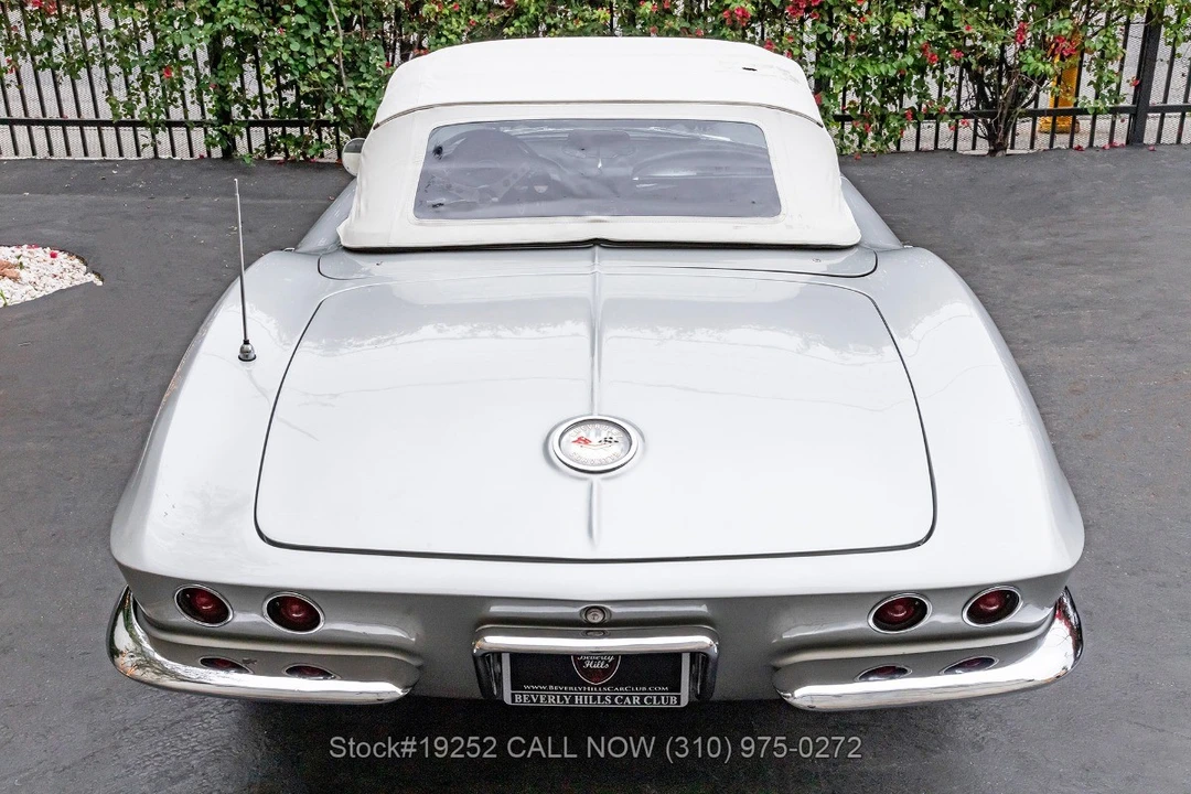 1961 Chevrolet Corvette C1 - Image 12 of 31