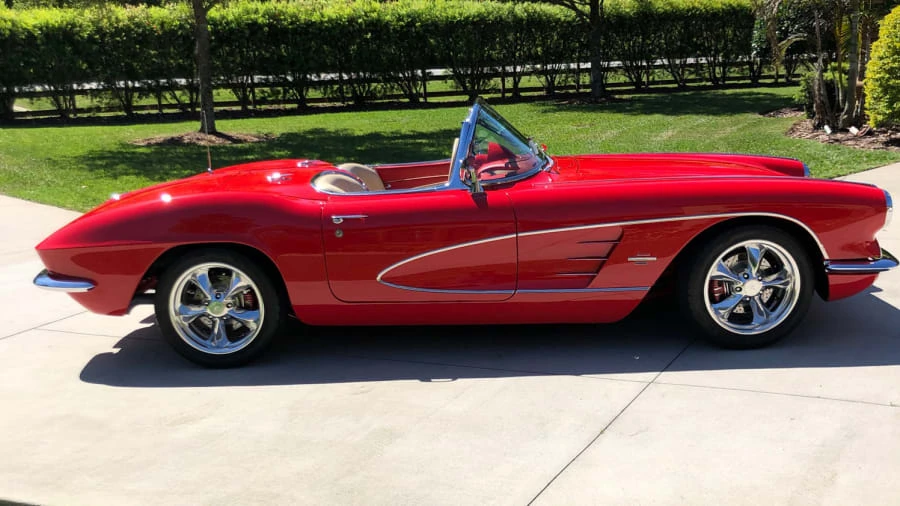 1961 Chevrolet Corvette C1 - Image 2 of 16
