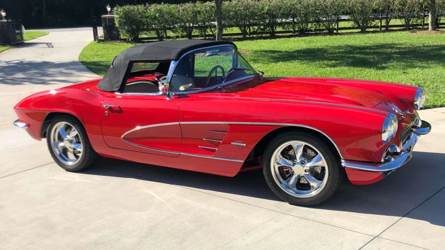 1961 Chevrolet Corvette C1 - Image 16 of 16
