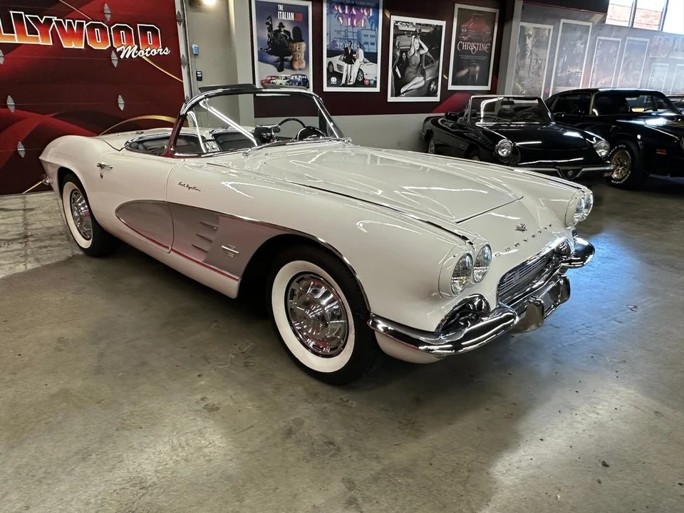 1961 Chevrolet Corvette C1 - Image 9 of 31
