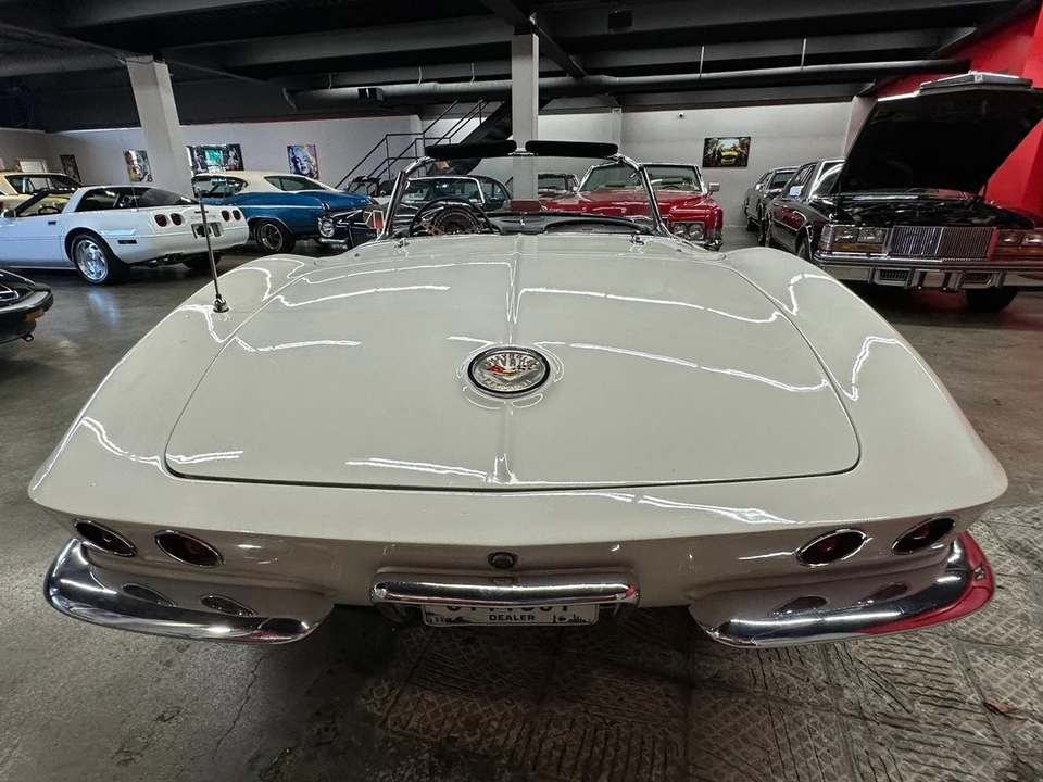 1961 Chevrolet Corvette C1 - Image 21 of 31