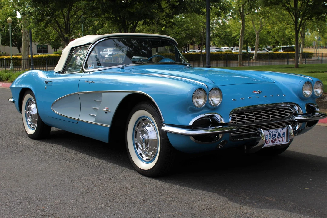 1961 Chevrolet Corvette C1 - Image 2 of 31