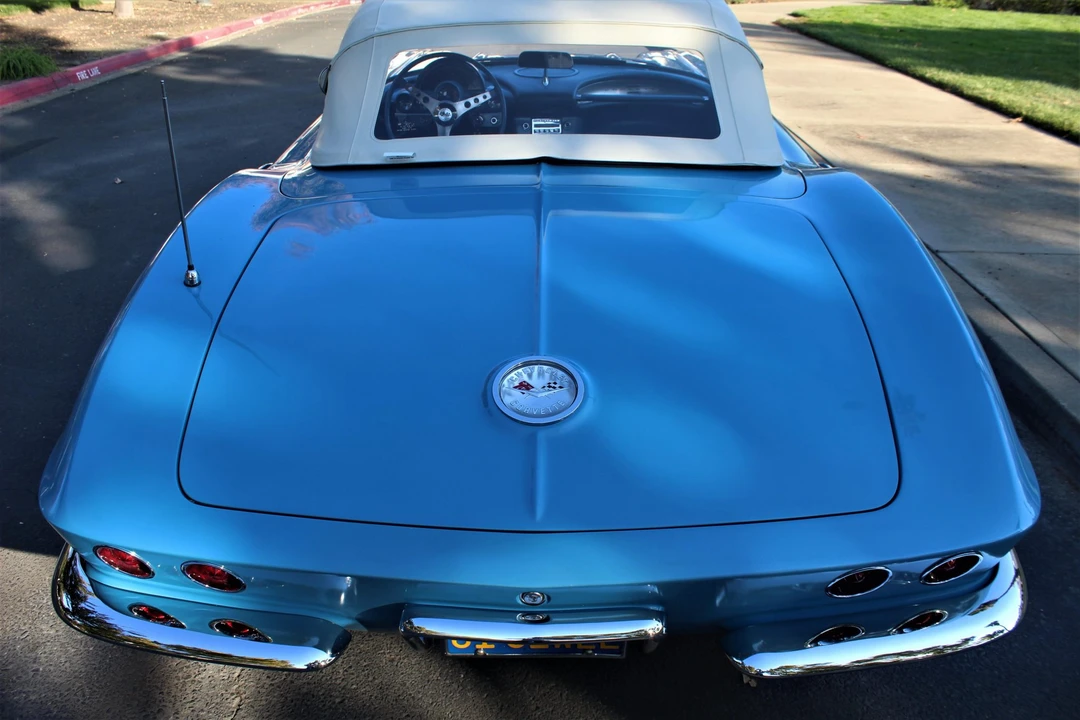 1961 Chevrolet Corvette C1 - Image 8 of 31