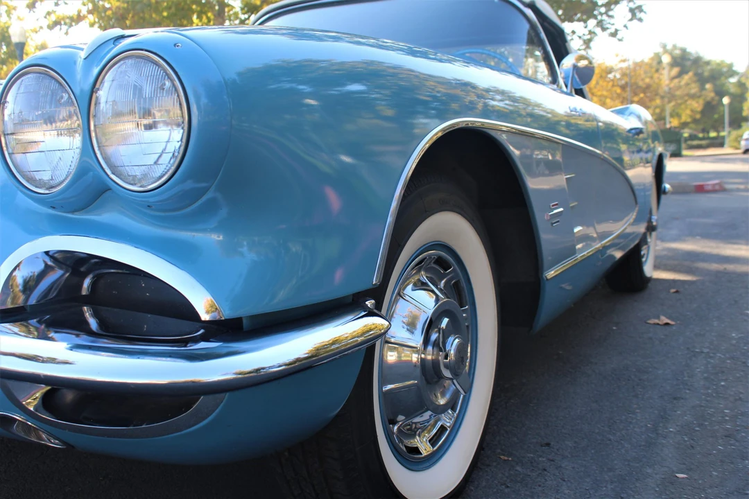 1961 Chevrolet Corvette C1 - Image 26 of 31