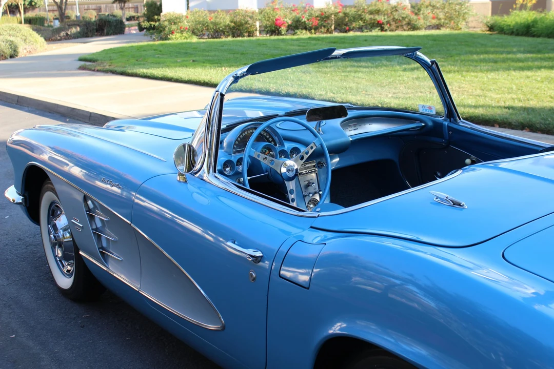 1961 Chevrolet Corvette C1 - Image 31 of 31
