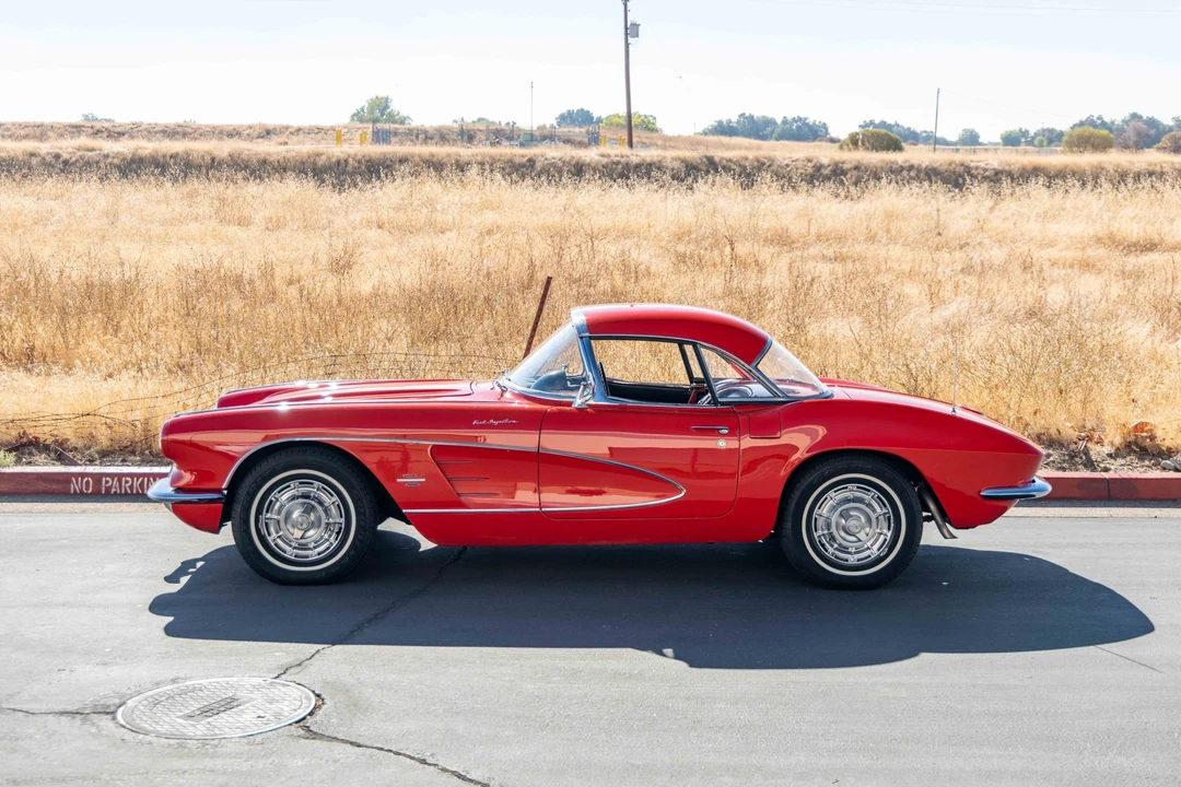 1961 Chevrolet Corvette C1 - Image 14 of 31