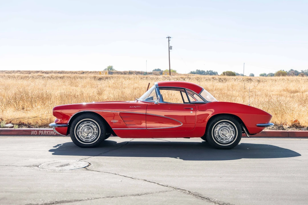 1961 Chevrolet Corvette C1 - Image 13 of 31