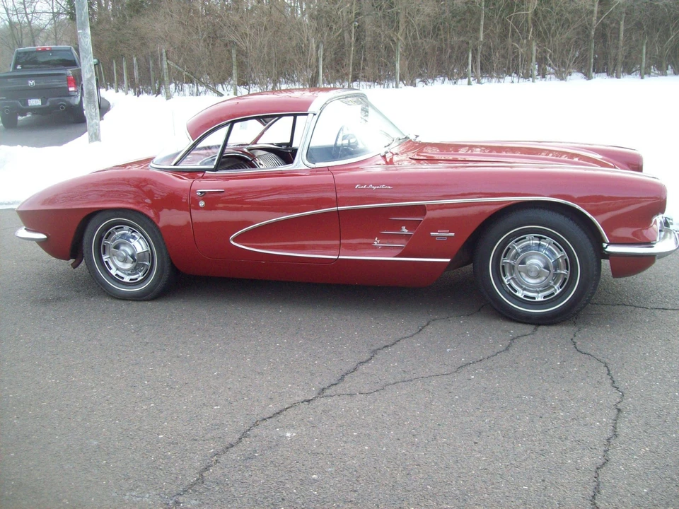 1961 Chevrolet Corvette C1 - Image 13 of 31