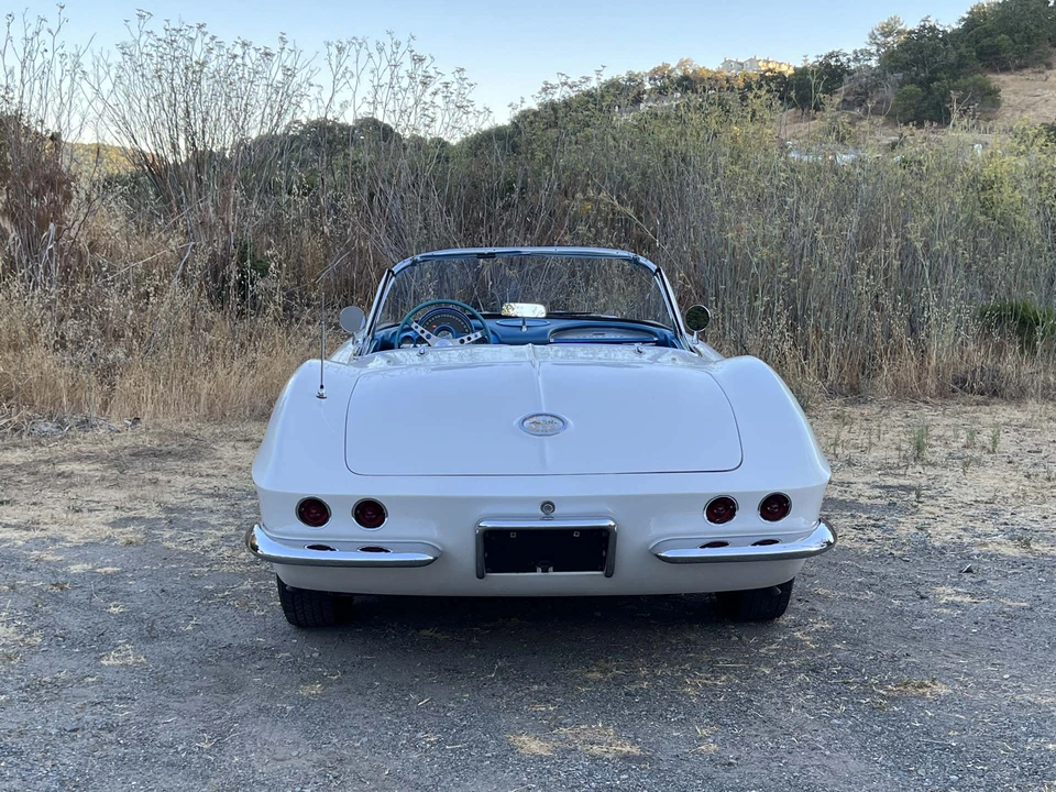 1961 Chevrolet Corvette C1 - Image 15 of 31