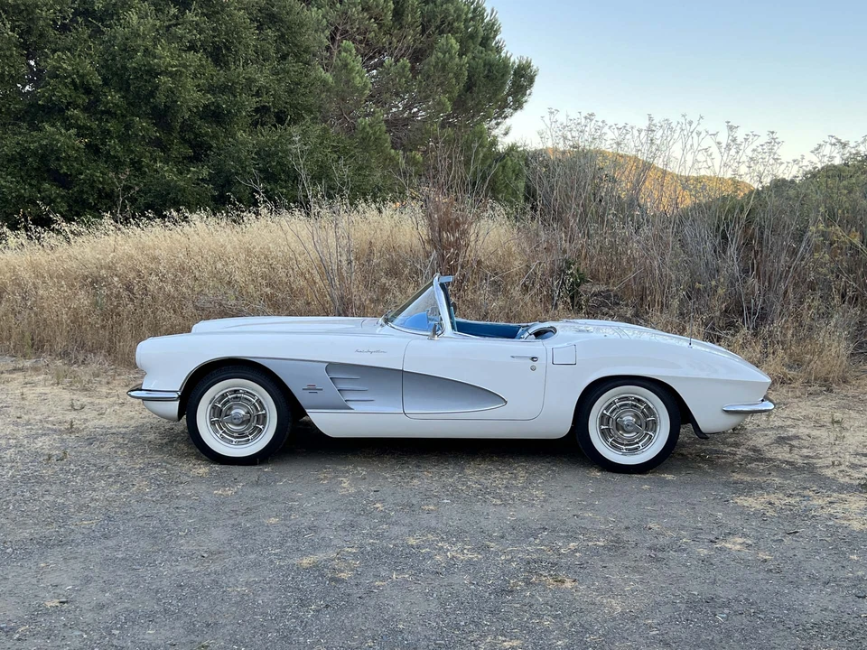 1961 Chevrolet Corvette C1 - Image 22 of 31