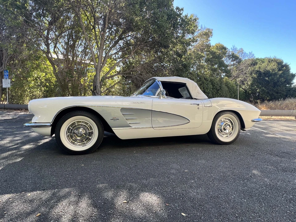 1961 Chevrolet Corvette C1 - Image 23 of 31