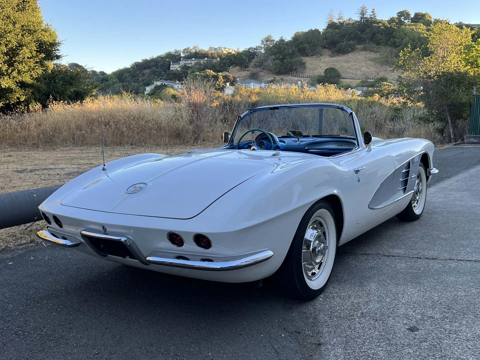 1961 Chevrolet Corvette C1 - Image 5 of 31