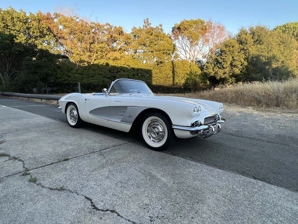 1961 Chevrolet Corvette C1 - Image 7 of 31
