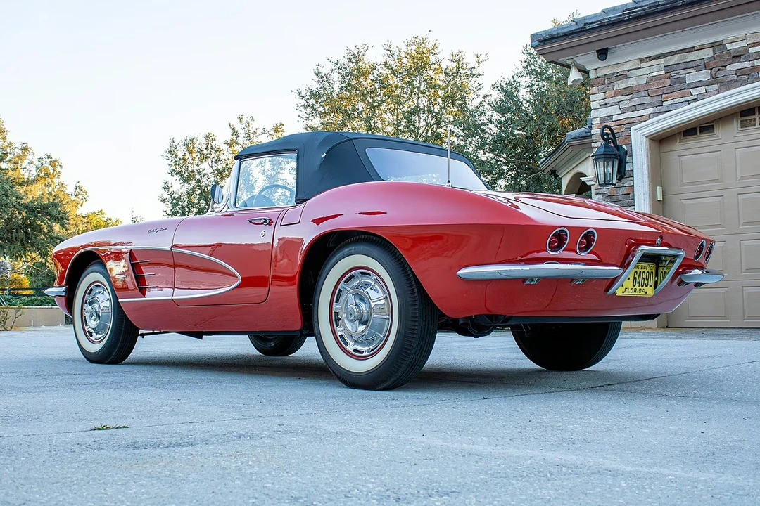 1961 Chevrolet Corvette C1 - Image 13 of 31