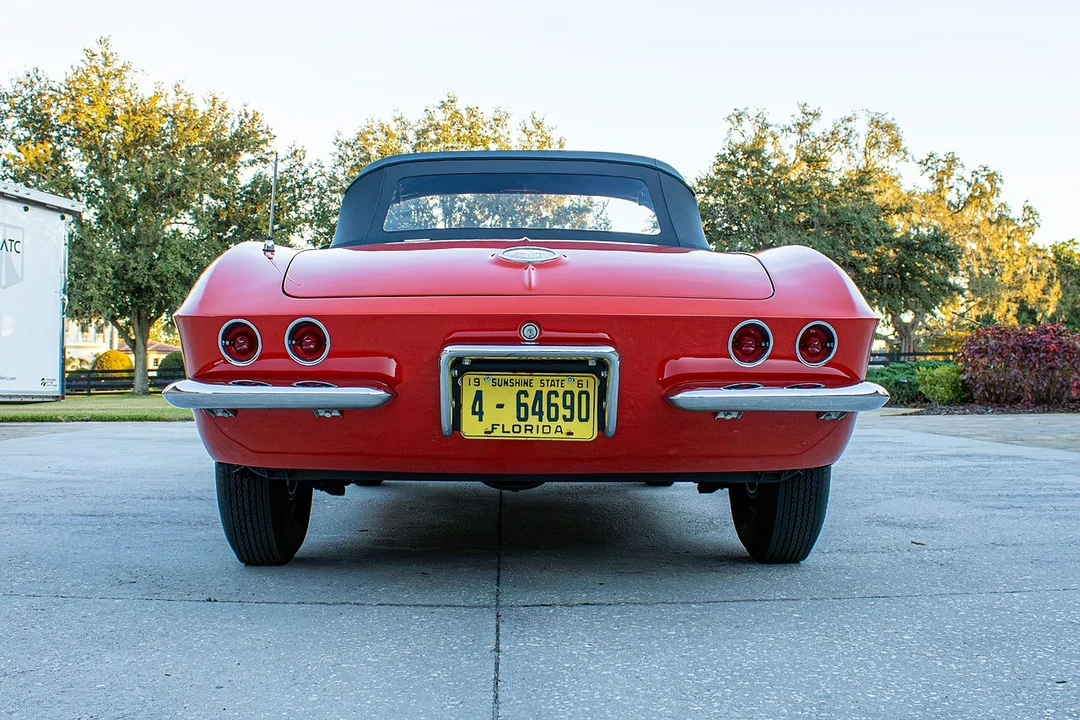 1961 Chevrolet Corvette C1 - Image 14 of 31