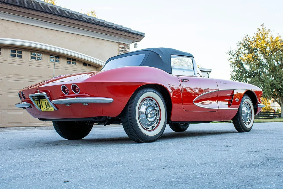1961 Chevrolet Corvette C1 - Image 15 of 31