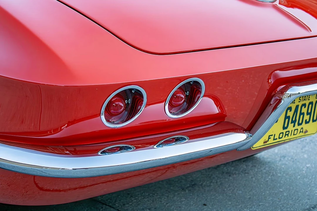 1961 Chevrolet Corvette C1 - Image 19 of 31