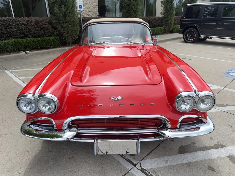 1961 Chevrolet Corvette C1 - Image 2 of 16