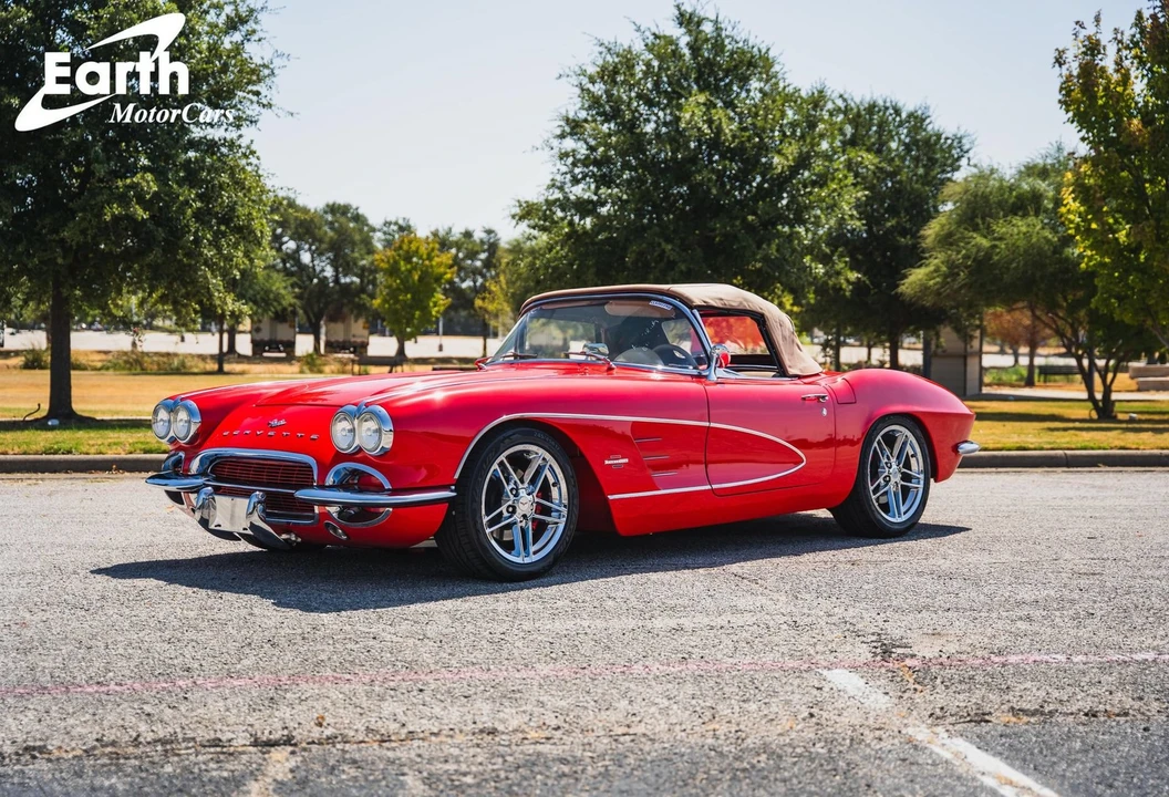 1961 Chevrolet Corvette C1 - Image 2 of 31