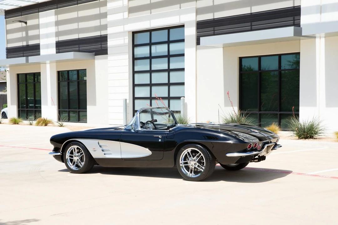 1961 Chevrolet Corvette C1 - Image 6 of 21